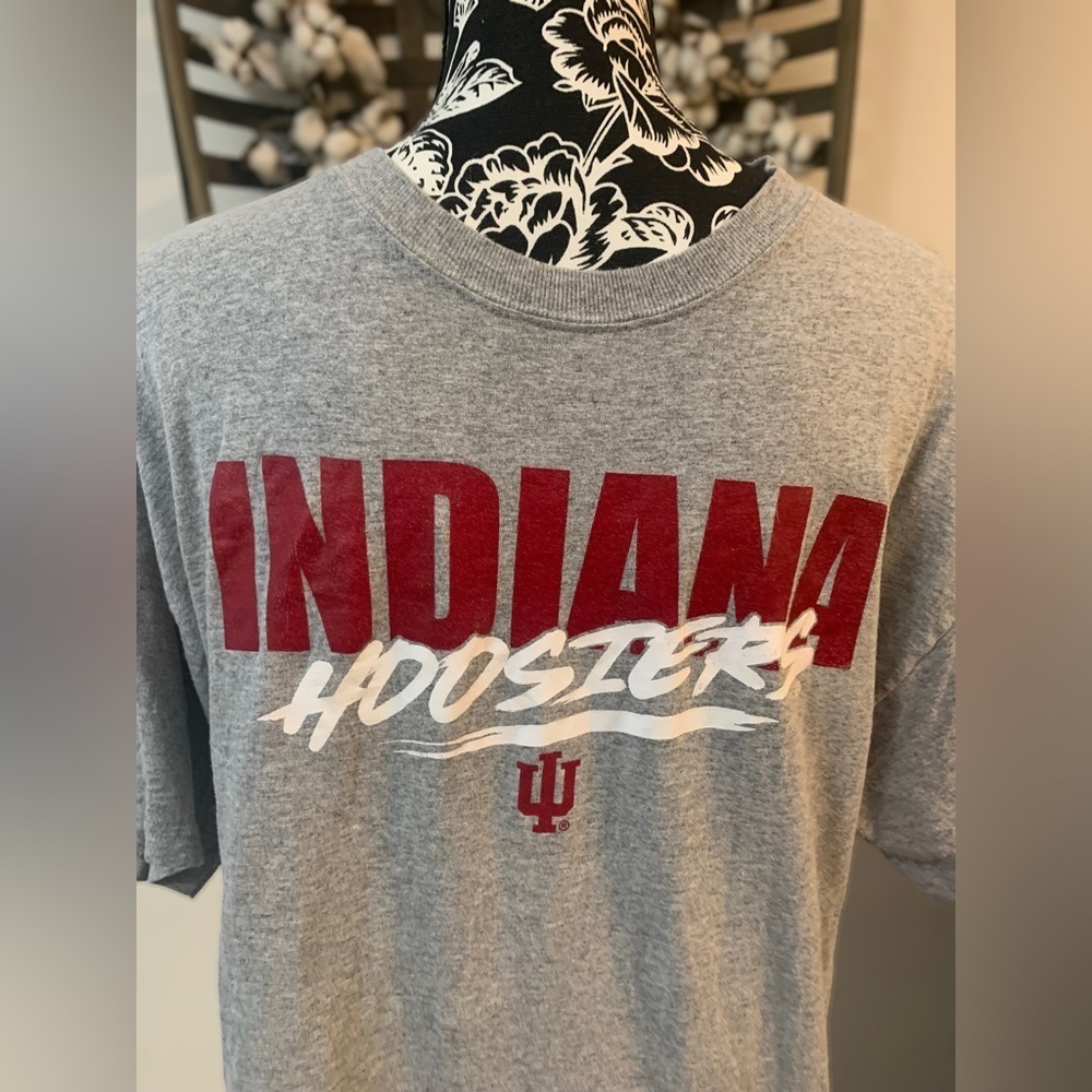 MEN'S Indiana Hoosiers t-shirt Grey and dark red scarlet t-shirt large